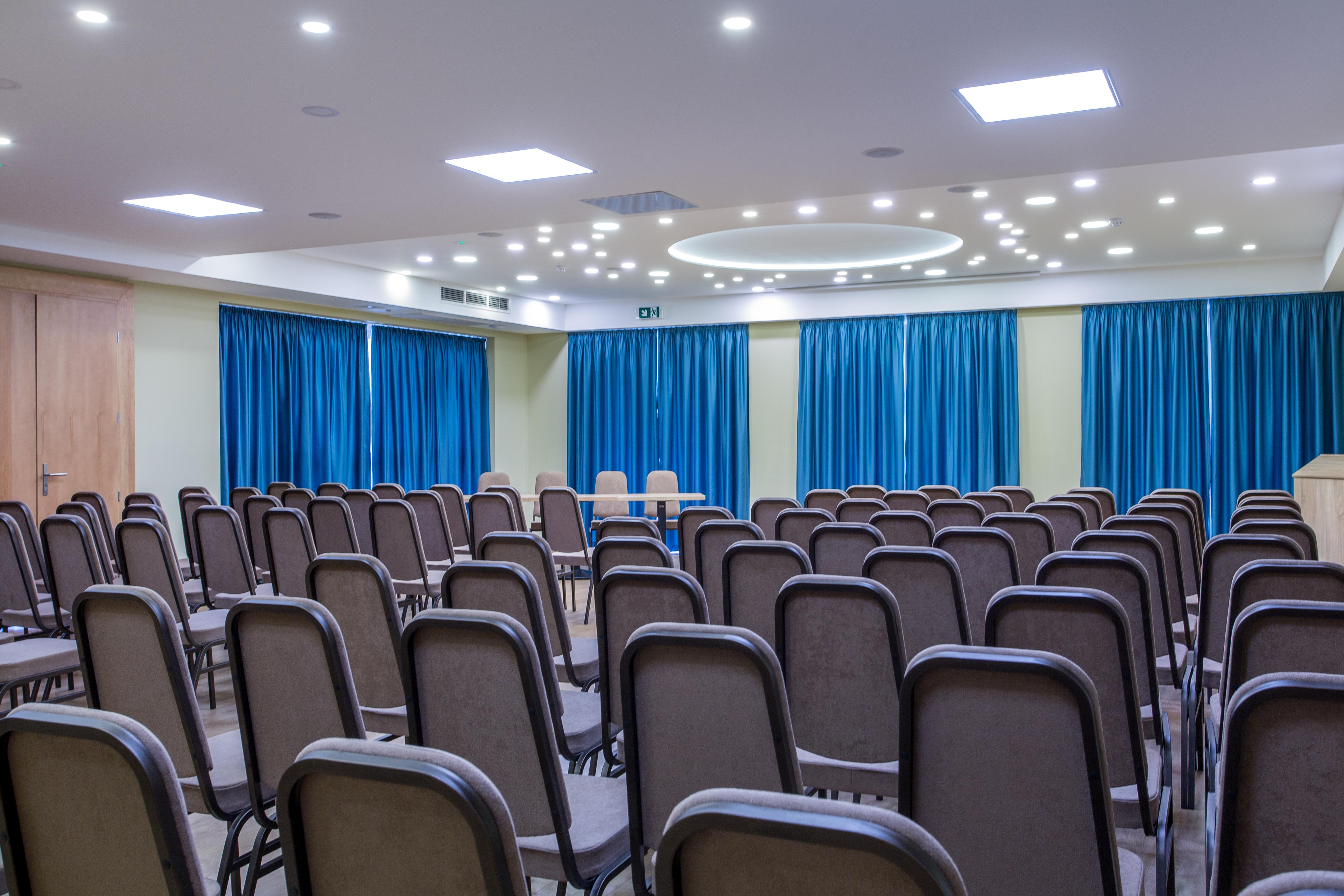 Corvin Corvin Wing Hotel 4*