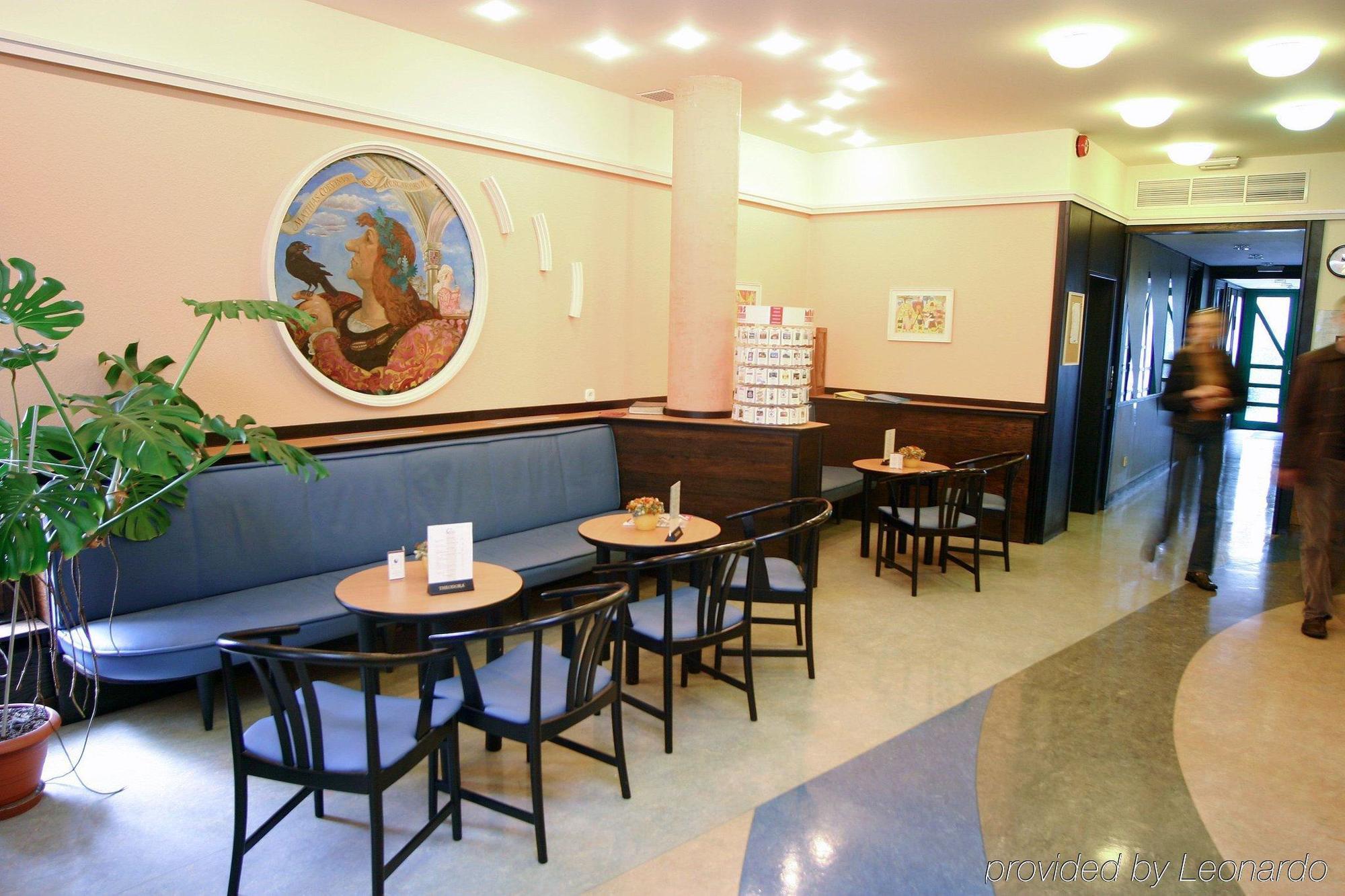 Corvin Corvin Wing Hotel