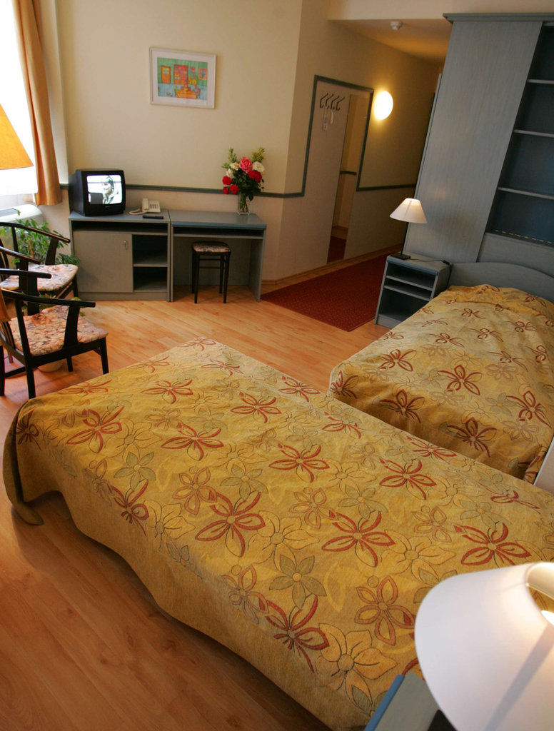Hotel Corvin Corvin Wing