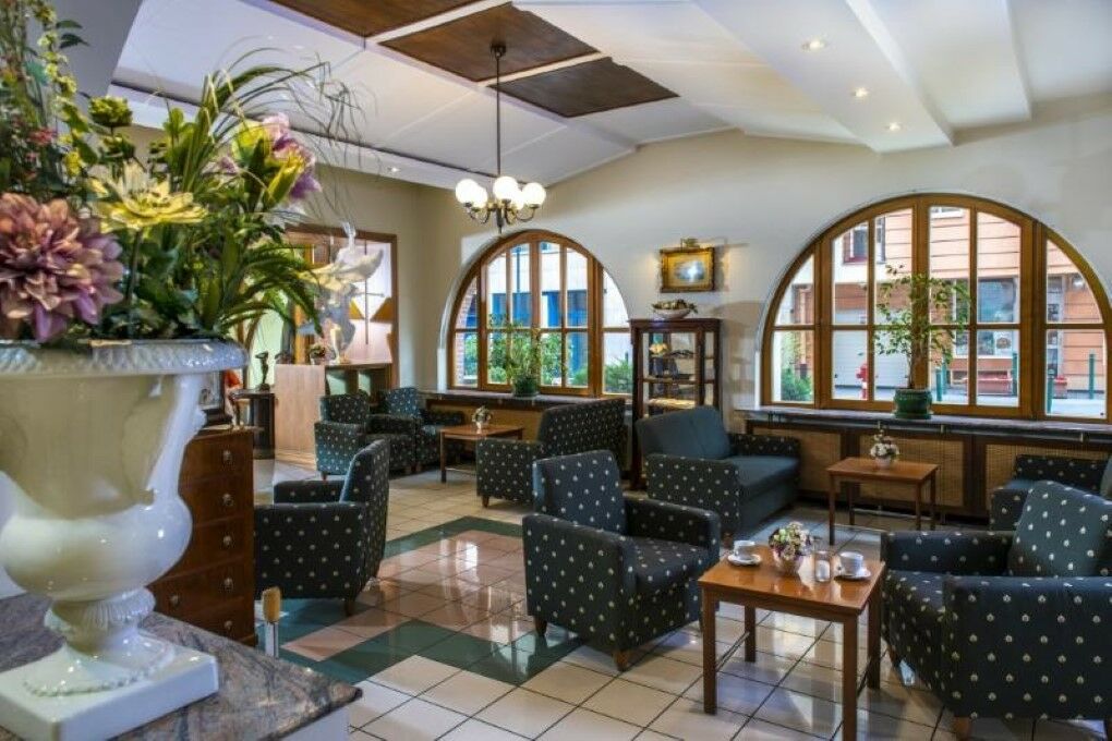 Corvin Corvin Wing Hotel